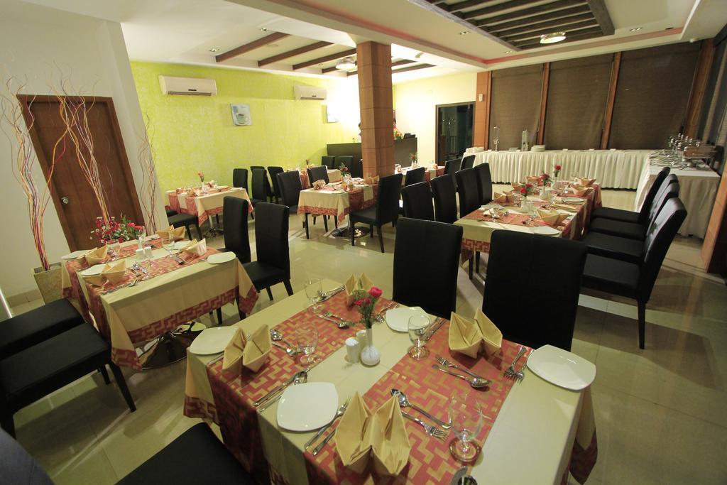Park Residency Hotel Kozhikode Exterior photo